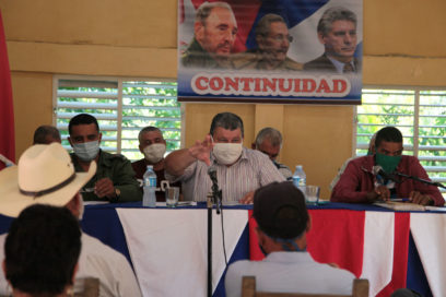 Poner a producir la tierra con urgencia