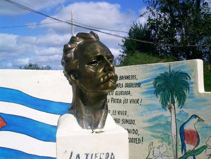 Un busto de Martí esculpido en bronce en la década de los 50 del pasado siglo, obra del reconocido artista de la plástica José Delarra (1938-2003) Foto: Tomada de Juventud Rebelde