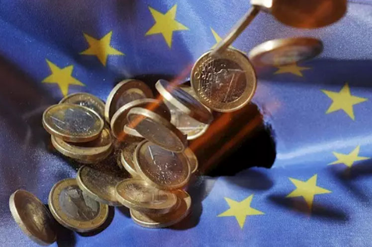 La caída del PIB de la Eurozona en el segundo trimestre del 2020 fue del 12,1 % respecto al primer trimestre del año, y de15 puntos porcentuales respecto al segundo trimestre del 2019, según la Oficina Europea de Estadísticas (Eurostat). Foto: Tomada de Prensa Latina