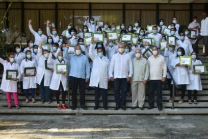 Díaz-Canel intercambió con la Brigada Henry Reeve que regresó de Togo y Kuwait (+Fotos)