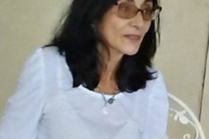 Tertulia La letra en rosa se mantiene on line