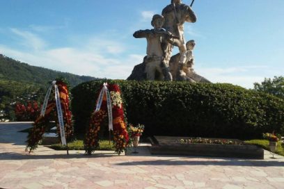 Tributan homenaje a Almeida en la Sierra Maestra