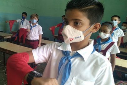 Pioneros santiagueros: de azul a rojo con las mismas esencias