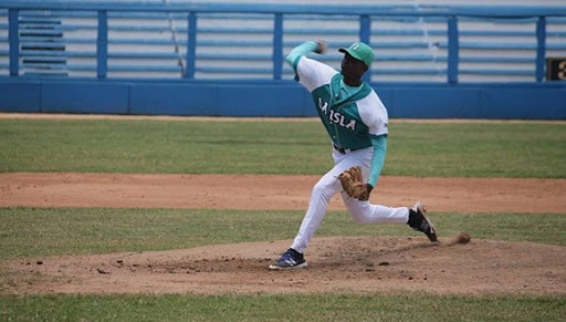 Jonathan Carbó, un pitcher listo para empeños mayores. Foto: www.cubadebate.cu