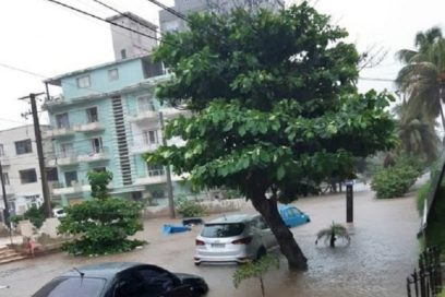 Lluvias intensas en La Habana provocan inundaciones en zonas bajas (+Fotos)