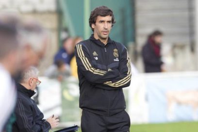 Raúl se asoma al banquillo del Real Madrid