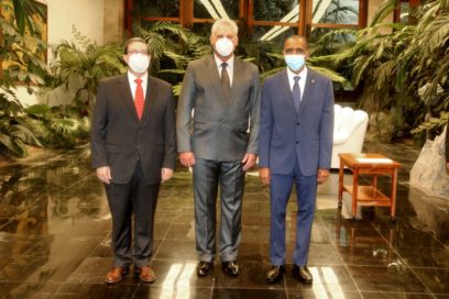 Presidente cubano recibe Cartas Credenciales de nuevos embajadores (+ Fotos)