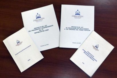 Diputados cubanos debaten cuatro proyectos de leyes