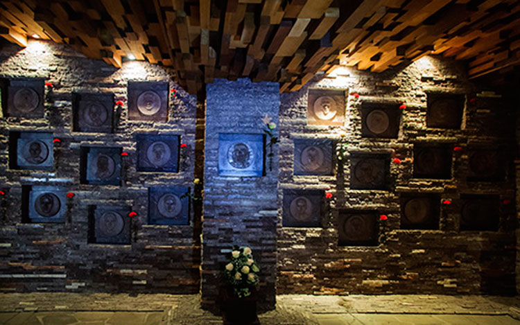 nichos-memorial-che-santa-clara-cvm1.jpg