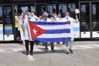 Presidente cubano destaca consagración de trabajadores de la salud