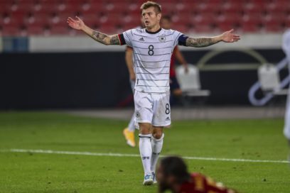 Kroos reconoce el «repaso» de España