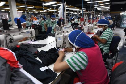 Visión Sindical: Desacuerdo salarial en Ecuador