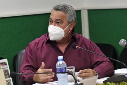 Solo conociendo el difícil contexto actual podrá proyectar su desarrollo la industria nacional (+ Fotos)