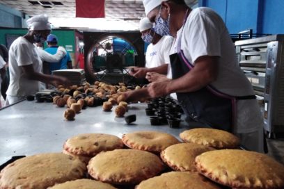 Reconocen actuar de colectivos laborales camagüeyanos