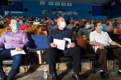Primer Ministro de Cuba asiste a la Asamblea Municipal de Gibara