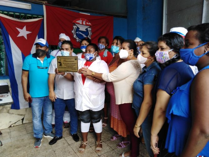 La CTC en Camagüey diseñó la distinción Por las Sendas de Agramonte para reconocer colectivos vanguardias en el territorio, como lo son La Bombonera y el Zoológico. Foto: Gretel Díaz Montalvo