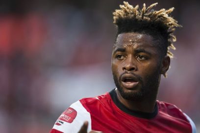 Alex Song ficha por un club en la República de Yibuti