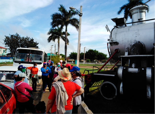 Al término del trabajo voluntario se precisaron nuevas tareas a cumplir por los trabajadores y sindicalistas avileños en vísperas de importantes efemérides. Foto: José Luis Martínez Alejo