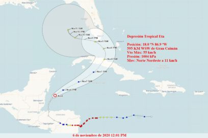 Aviso 16: Eta inclina su rumbo al este nordeste