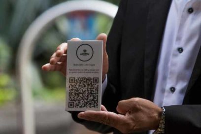 Aplican en México código QR contra COVID-19
