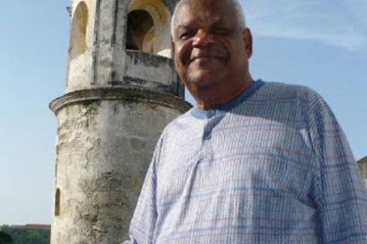 Confieren Premio Nacional de Literatura 2020 a Eugenio Hernández Espinosa