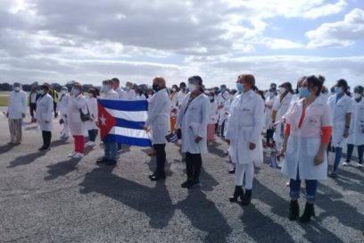 De regreso en Cuba brigada médica que enfrentó la COVID-19 en Qatar