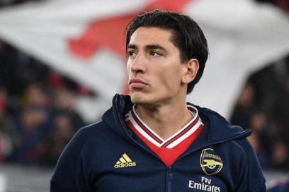 Laporta dice que traerá a Bellerín