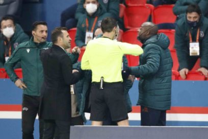 El PSG y el Basaksehir se retiran de la cancha por racismo del cuarto árbitro