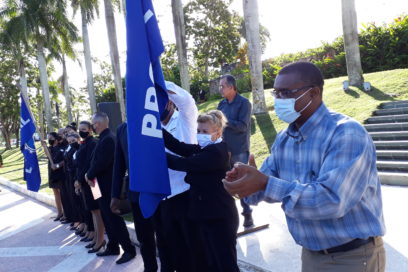 Bandera Proeza Laboral a unidades de Comercio, Gastronomía y los Servicios  de Villa Clara