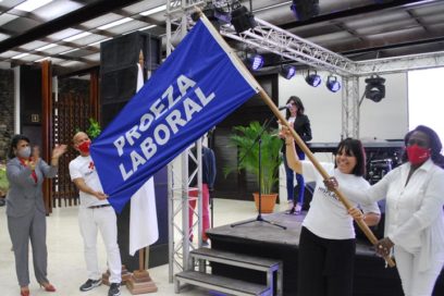 Recibe HISPLACEN bandera Proeza Laboral
