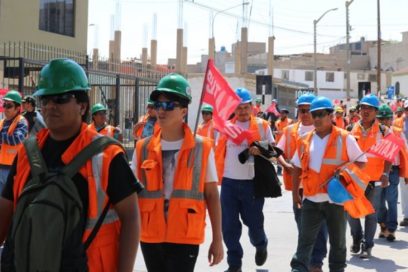Visión sindical: protestan obreros en Perú