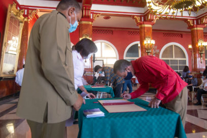 Reconocen a trabajadores de la Fiscalía