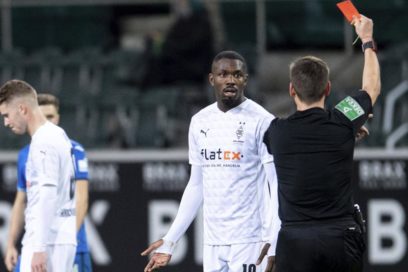 Thuram: un mes sin sueldo en el Gladbach