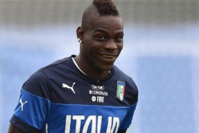 Balotelli firma con equipo de la Serie B