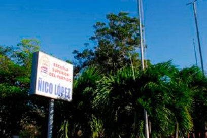 Aulas de socialismo (+ Fotos)