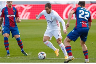 El Real Madrid se atasca y cae ante el Levante