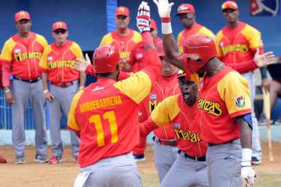 Out 27: Catalejo para los play off
