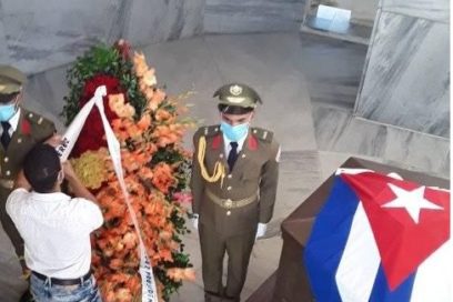 Ofrendas de Raúl y Díaz-Canel a Martí en el 168 aniversario de su natalicio