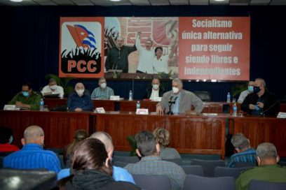 Presidente cubano llama a enfrentar la epidemia con eficiencia