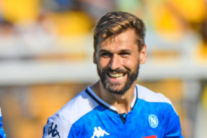 Tres novias para Llorente