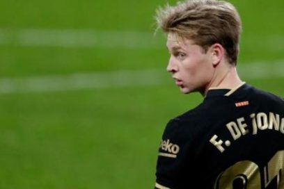 El Bayern acecha a De Jong