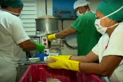 Inician en Granma actos de homenaje a trabajadores de la Industria Alimentaria