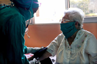 Cuba mantiene elevado el número de personas contagiadas con la Covid-19