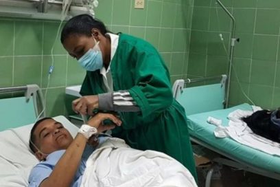 Visitó ministra cubana de Educación a maestros lesionados en accidente masivo