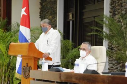 Intercambia Marino Murillo con el Cuerpo Diplomático acreditado en Cuba sobre la Tarea Ordenamiento