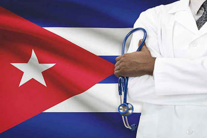 Regresa a Cuba brigada médica que enfrentó COVID-19 en Azerbaiyán