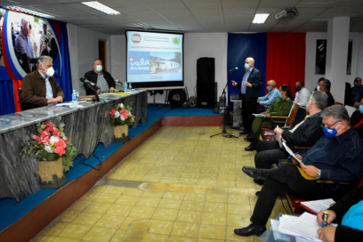 Presidente cubano examina gestión de gobierno en Isla de la Juventud