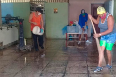 Refuerzan higienización de centros laborales de Santiago de Cuba