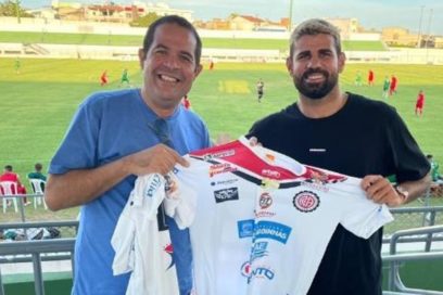 Diego Costa reaparece públicamente en Brasil.