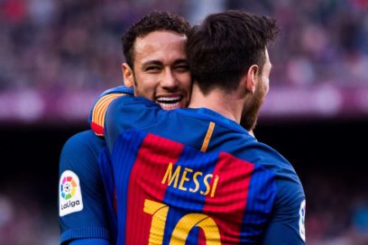 Según la prensa francesa, Neymar llamó a Messi para que se vaya a París.